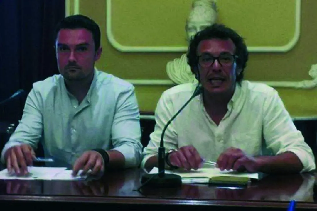 Mart&iacute;n Vila y Kichi, en rueda de prensa, en imagen de archivo.  - VIVA