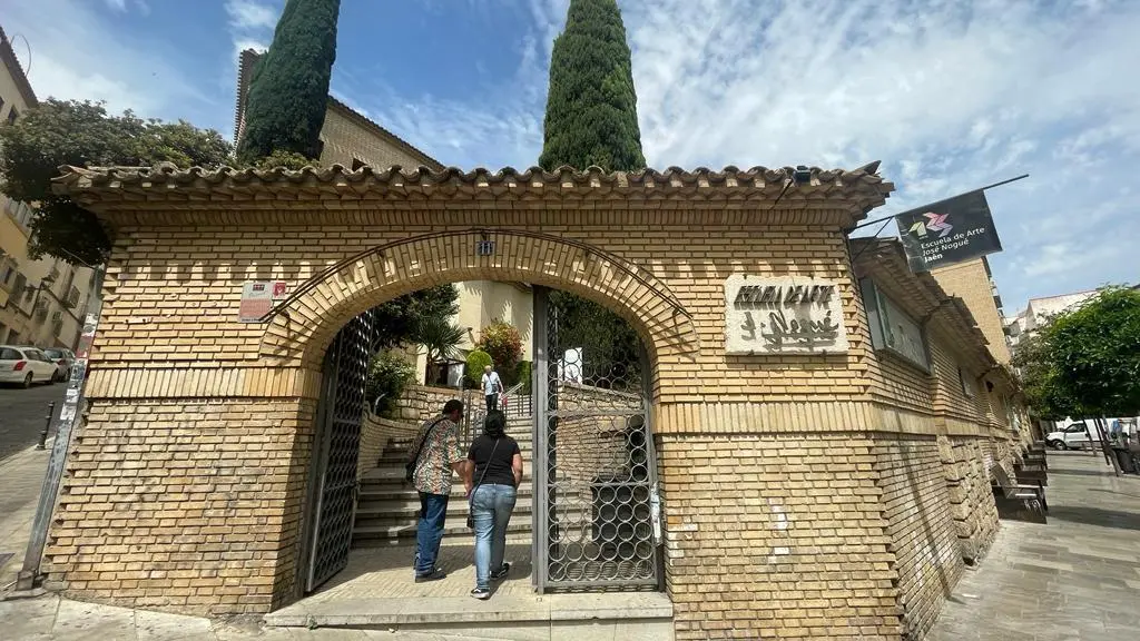 Escuela de Arte y Superior de Dise&ntilde;o Jos&eacute; Nogu&eacute;. - Viva Ja&eacute;n