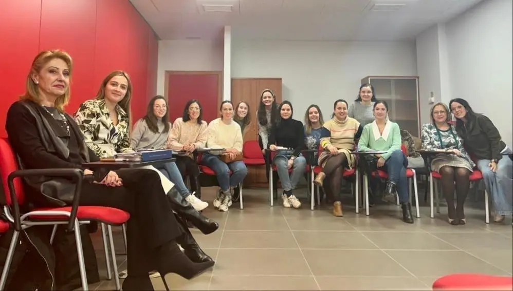 Reuni&oacute;n de enfermeras especialistas en obstetricia.  - Europa Press. 