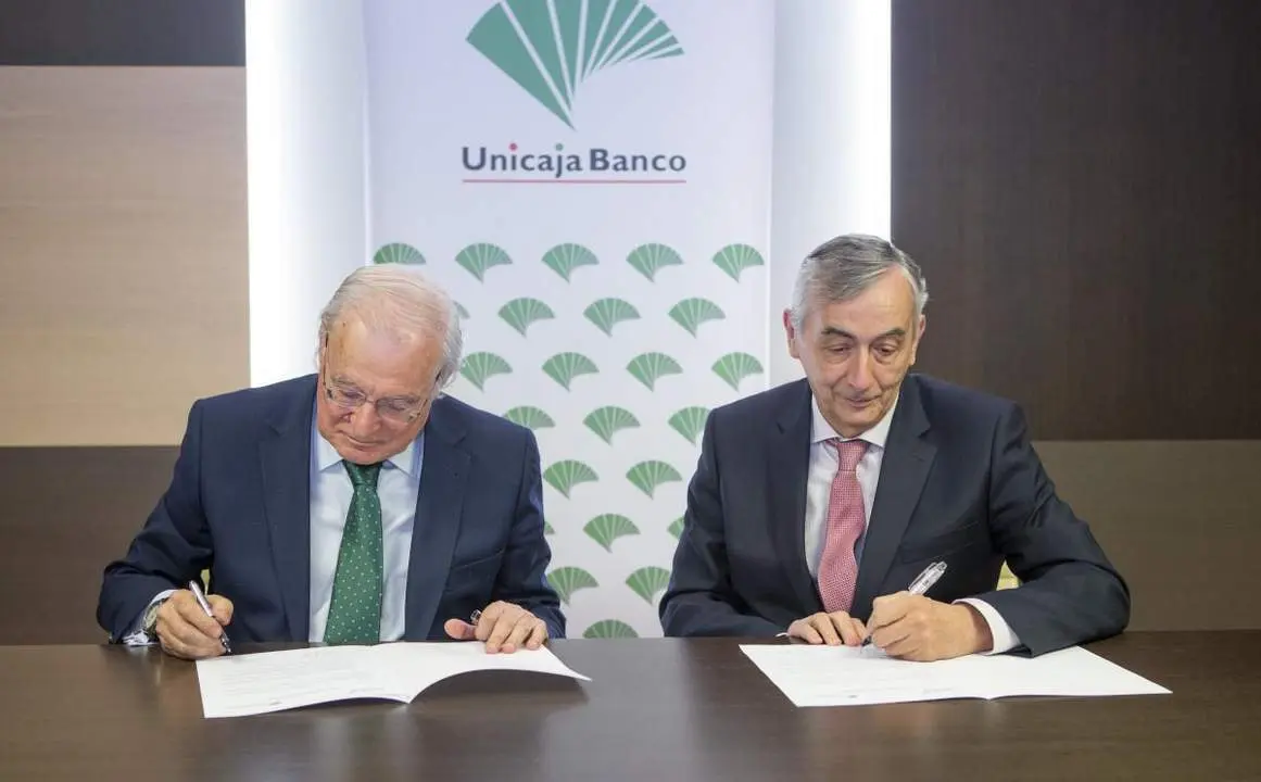 Firma del convenio.  - Unicaja Banco