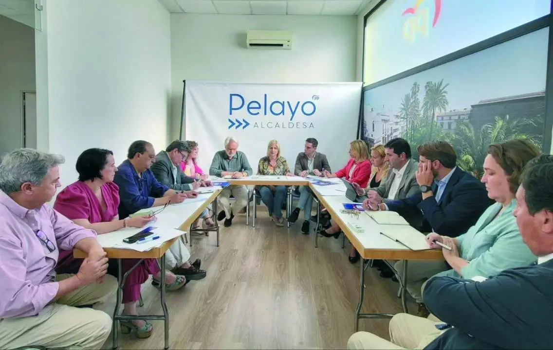 Pelayo, reunida esta semana con los integrantes de su gobierno. - PP