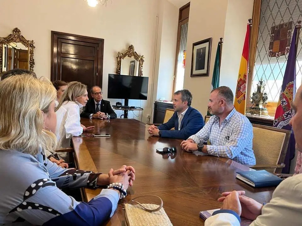 En la recepci&oacute;n en el Ayuntamiento. - Viva Ja&eacute;n.
