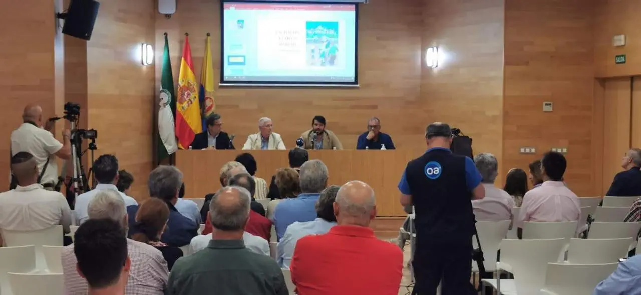 Presentaci&oacute;n del libro de Garc&iacute;a Corral. - A. I.