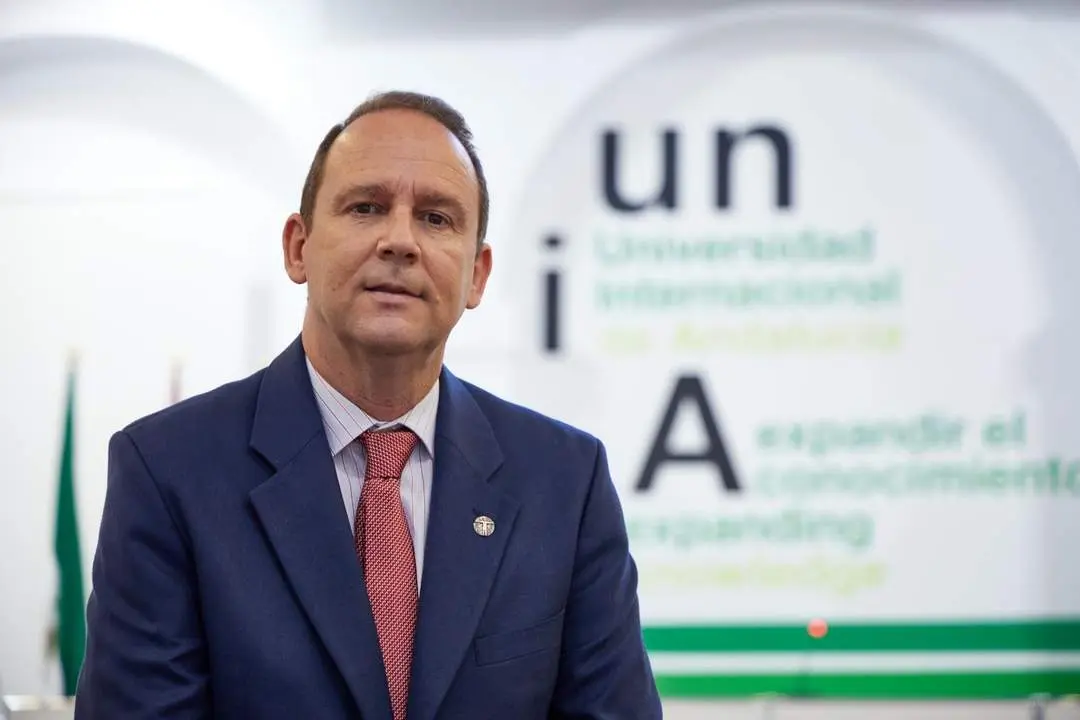 Rector de UNIA. - 