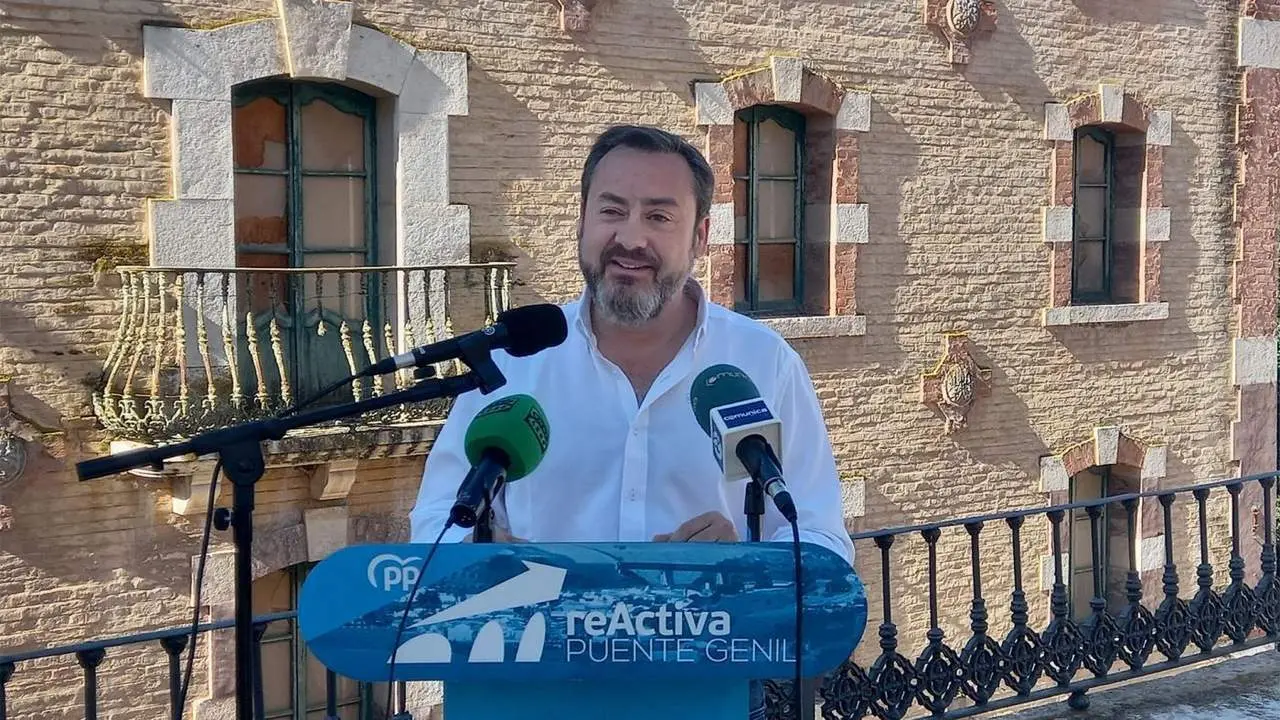 Javier Villafranca. - 