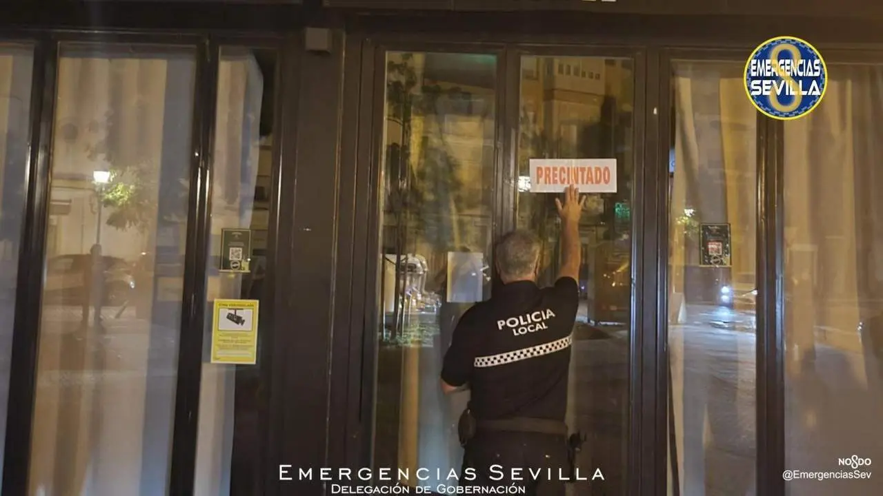 Un precinto de la Polic&iacute;a Local de Sevilla. - Archivo