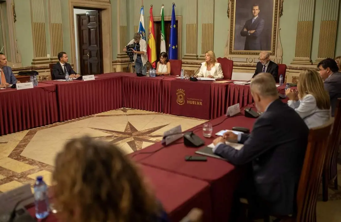 Pleno org&aacute;nico del Ayuntamiento de Huelva. - VH