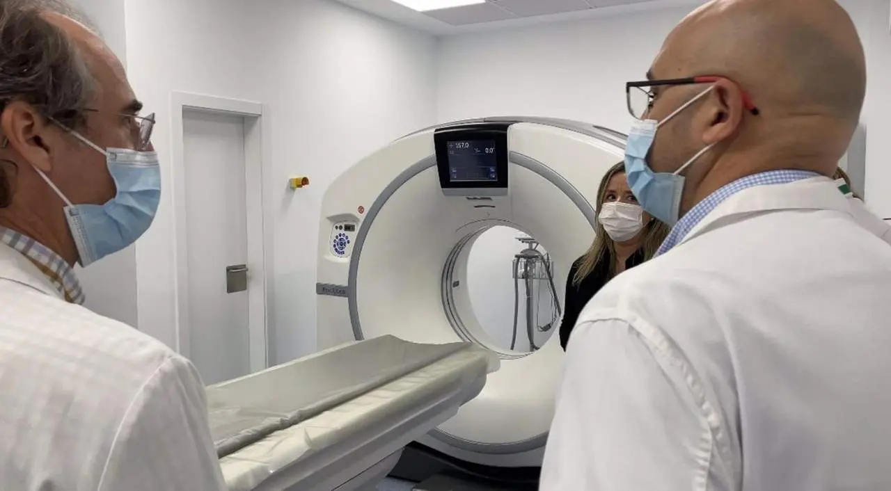 TAC instalado en el Hospital Neurotraumatol&oacute;gico. - Viva Ja&eacute;n.