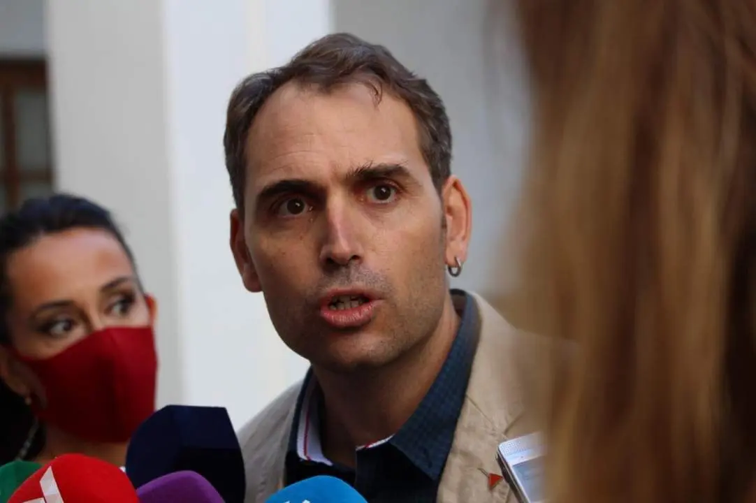 El portavoz de Unidas Podemos por Andaluc&iacute;a, Toni Valero. - VH
