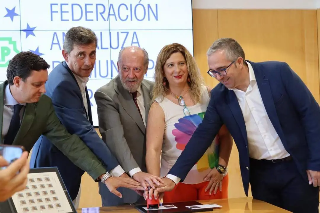  Presentaci&oacute;n del sello personalizado de Correos.  - FEDERACION ANDALUZA DE MUNICIPIOS Y PROVINCIAS