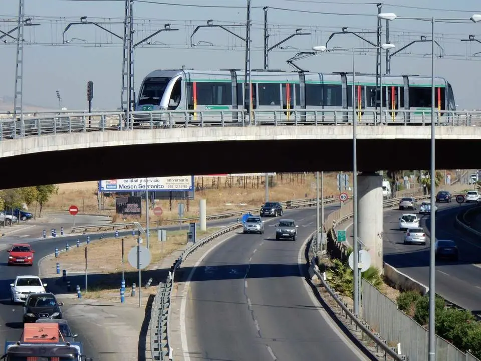 La l&iacute;nea 1 del Metro de Sevilla. - Archivo