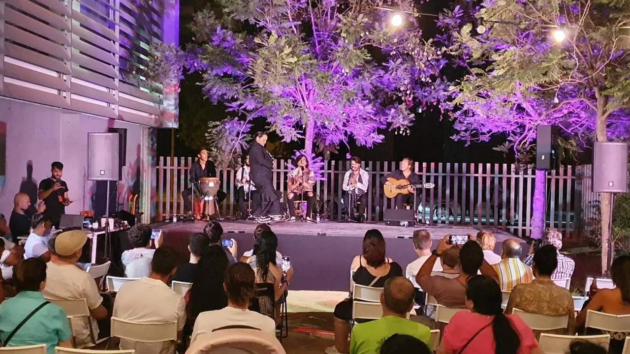 Uno de los conciertos al aire libre que protagonizan la agenda.  - AYTO DE SEVILLA