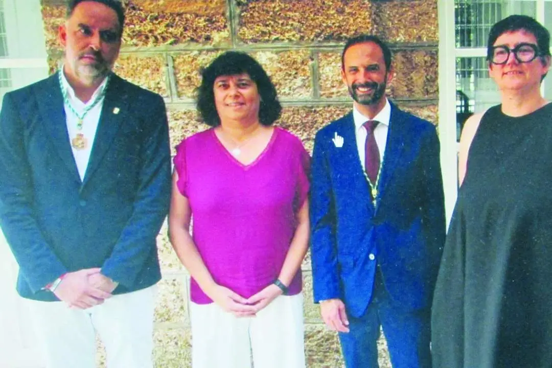 Carmen &Aacute;lvarez y V&iacute;ctor Mora, presentes en eld acto - A. I.