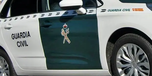 Veh&iacute;culo de la Guardia Civil. - VC
