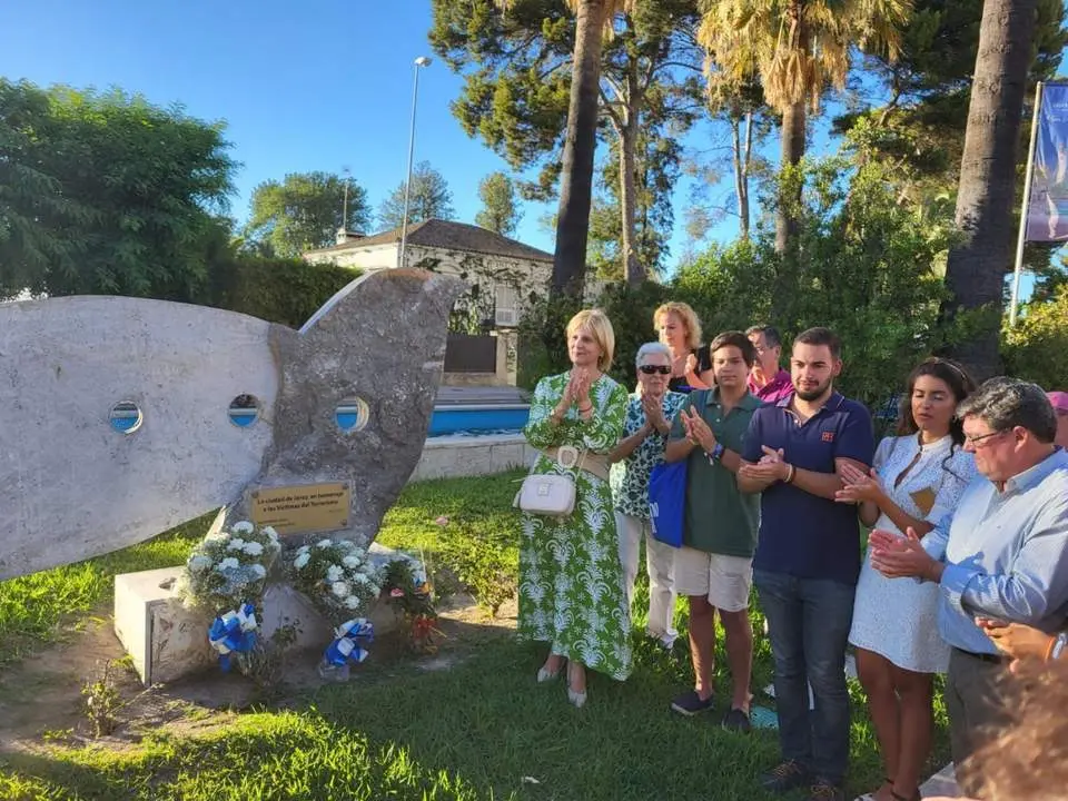Homenaje del PP y NNGG de Jerez a Miguel &Aacute;ngel Blanco. - VIVA