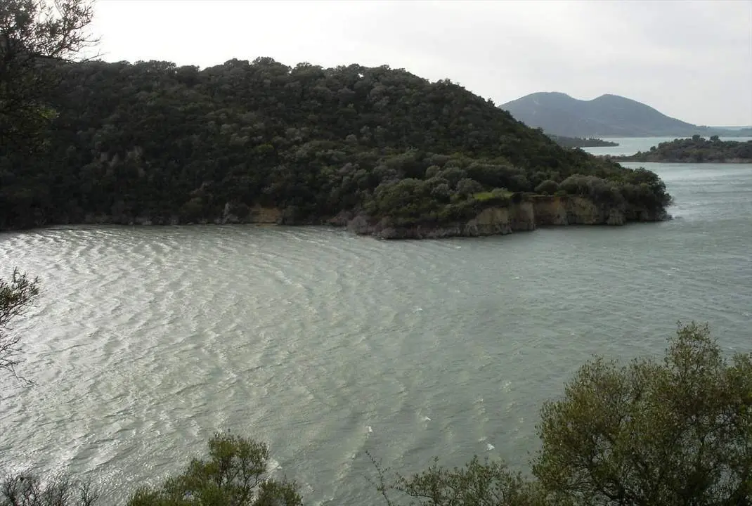 Embalse de Guadalcac&iacute;n. - E.P.