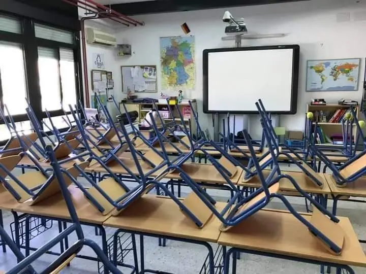 Aula vac&iacute;a en el CEIP Al Andalus de C&oacute;rdoba. - PADRES DEL CEIP AL ANDALUS