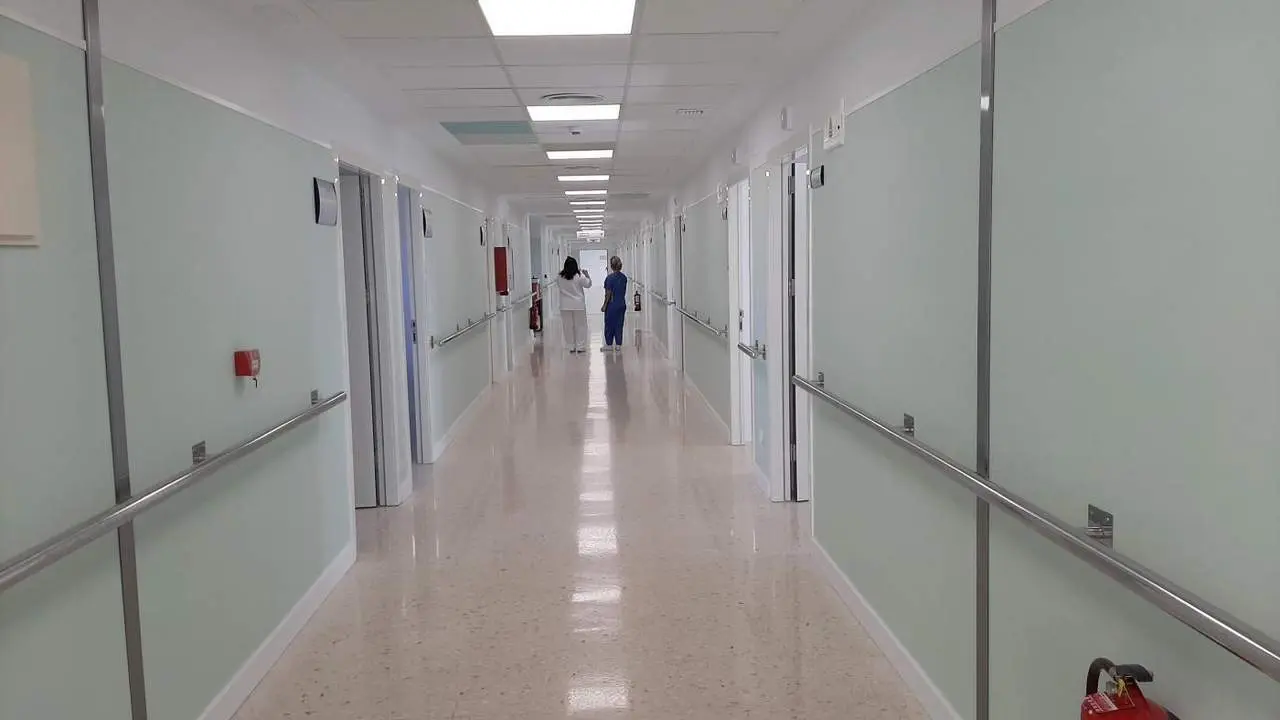 &Aacute;rea de hospitalizaci&oacute;n ya reformada. - VH