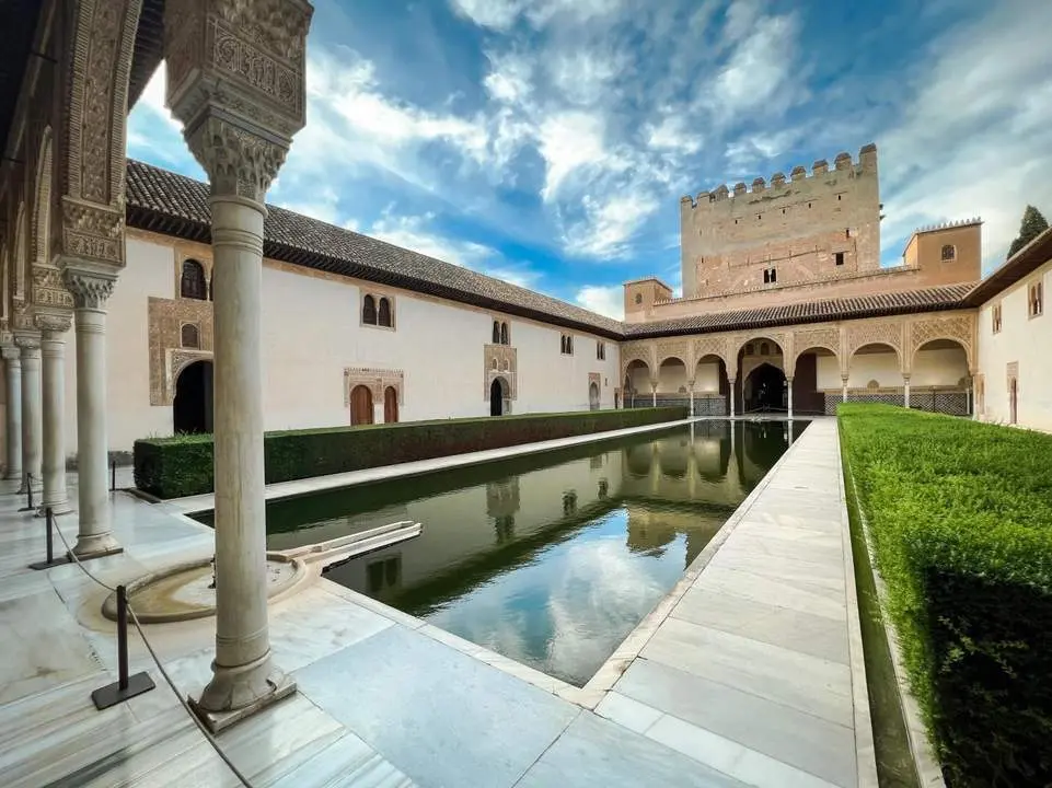 Patio de los Arrayanes, en la Alhambra. - Europa Press