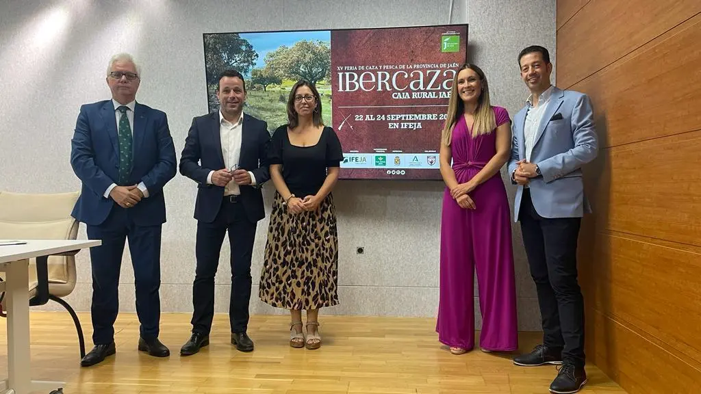 Gallego, Perales, Colomo, Lara y Herrera en la presentaci&oacute;n. - Viva Ja&eacute;n.