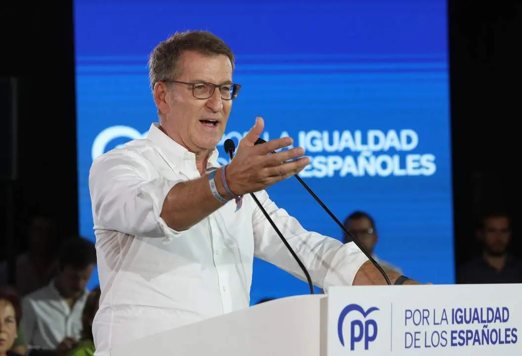 Feij&oacute;o recuerda a S&aacute;nchez que &ldquo;la igualdad&rdquo; diferencia una democracia de una dictadura