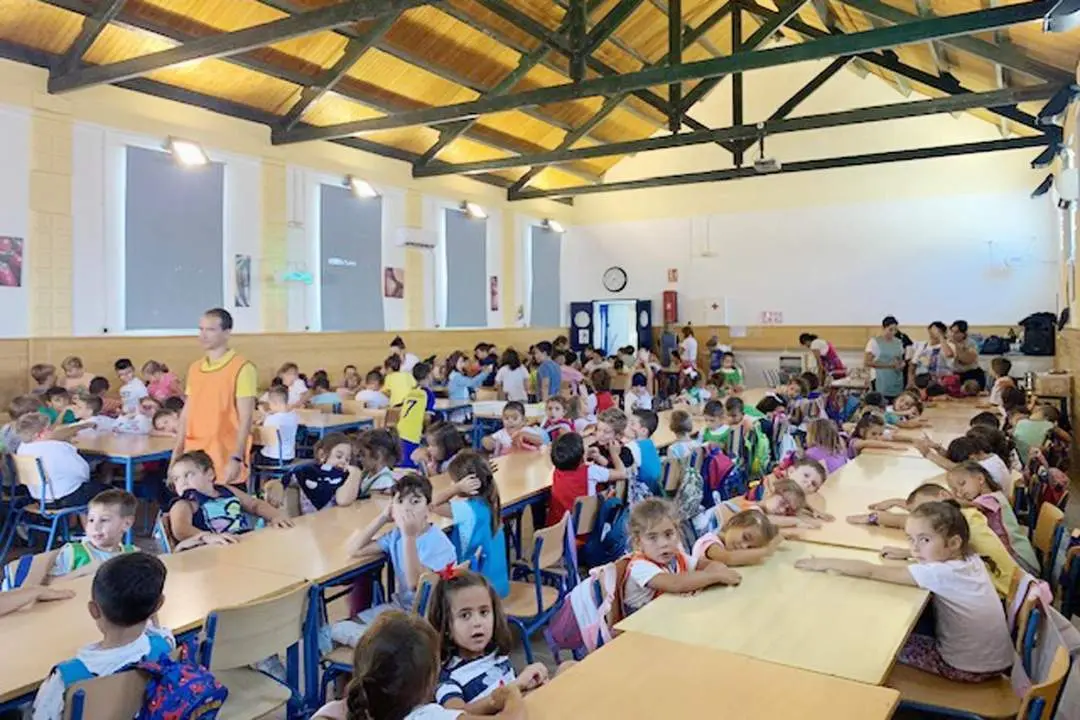 El CEIP Maestra Caridad Ruiz atiende a 280 alumnos en el Comedor - CMCR