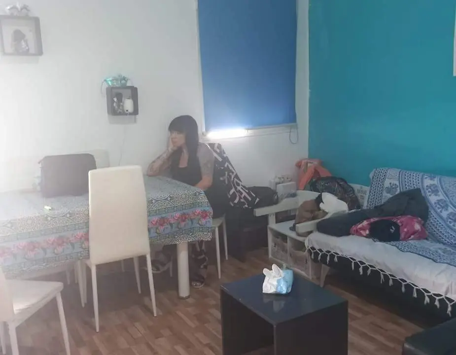 Carmen Oca&ntilde;a, en la vivienda de la calle Peric&oacute;n de C&aacute;diz. - VIVA