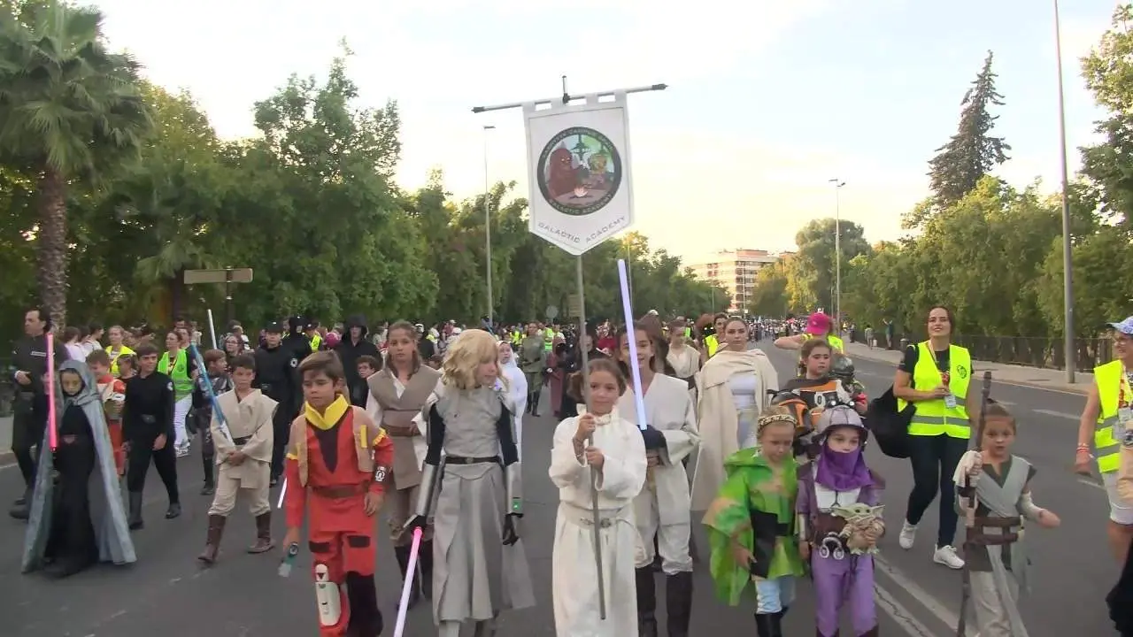 La Saga de Star Wars inunda las calles de C&oacute;rdoba acompa&ntilde;ada por un p&uacute;blico entregado