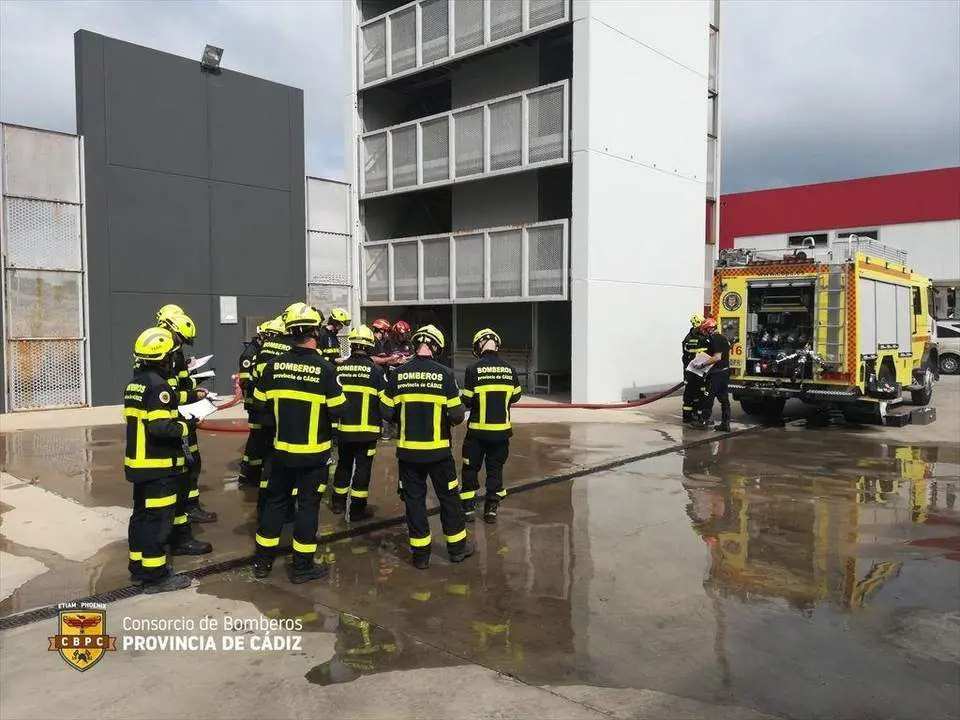 Curso de Bomberos en Algeciras. - AI