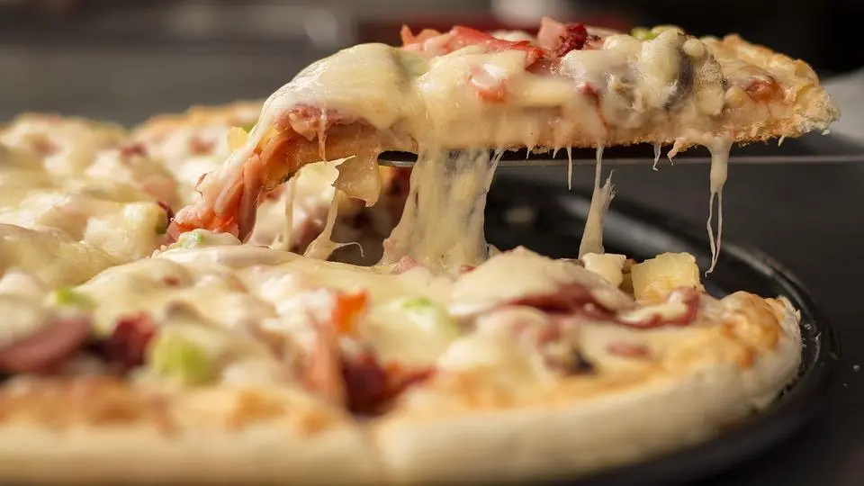 Pizza. - AI