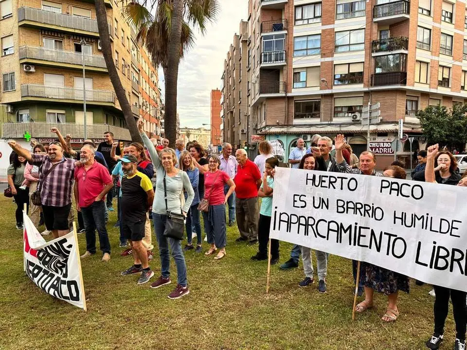 Protesta de los vecinos del Huerto Paco. - VH