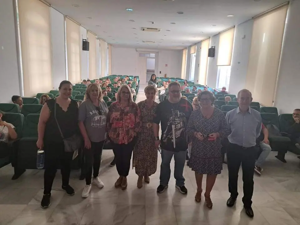 Encuentro con camareras de piso. - CCOO M&aacute;laga