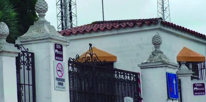 La residencia escolar de El Picacho, cerrada durante esta semana. - AI