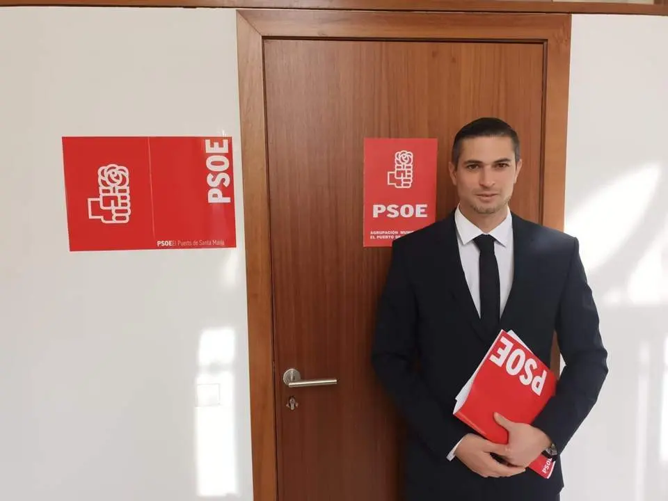&Aacute;ngel M&ordf; Gonz&aacute;lez, portavoz del PSOE El Puerto.  - Viva.
