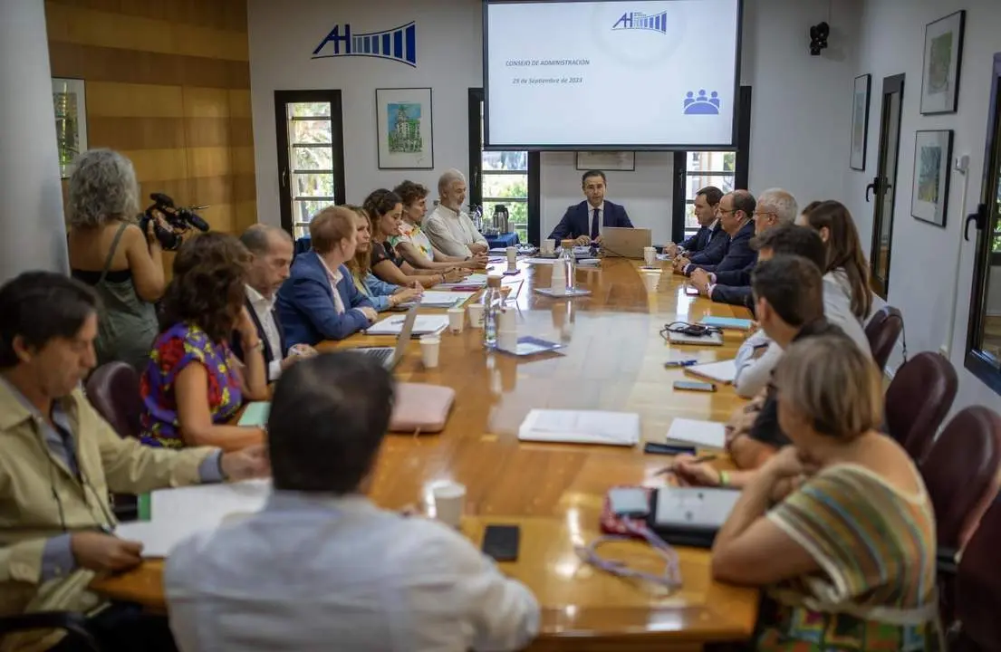 Consejo de Administraci&oacute;n de Aguas de Huelva. - VH