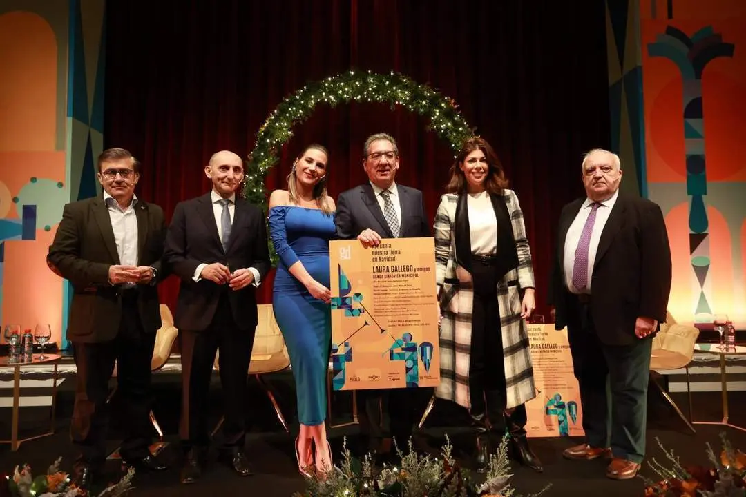 Foto de familia de la presentaci&oacute;n de los Gozos de Diciembre. - FCajasol