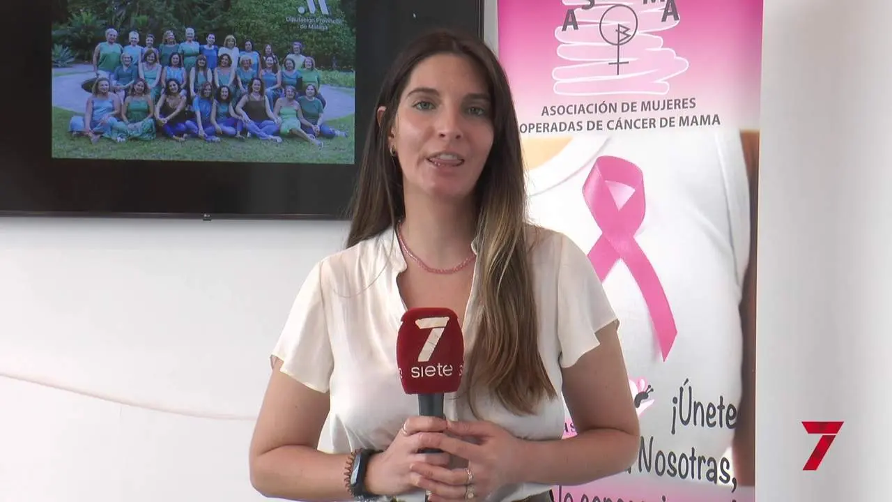 Las mujeres operadas de c&aacute;ncer de mama de M&aacute;laga cambian el rosa por el verde esperanza