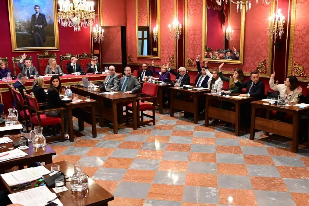 El Pleno del Ayuntamiento de Granada - Ayuntamiento de Granada