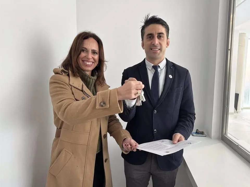 Inauguraci&oacute;n de la estaci&oacute;n. - EP