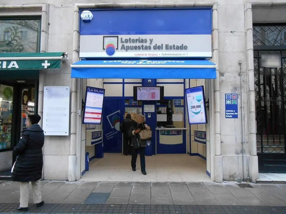 Una Administraci&oacute;n de Loter&iacute;as. - EP