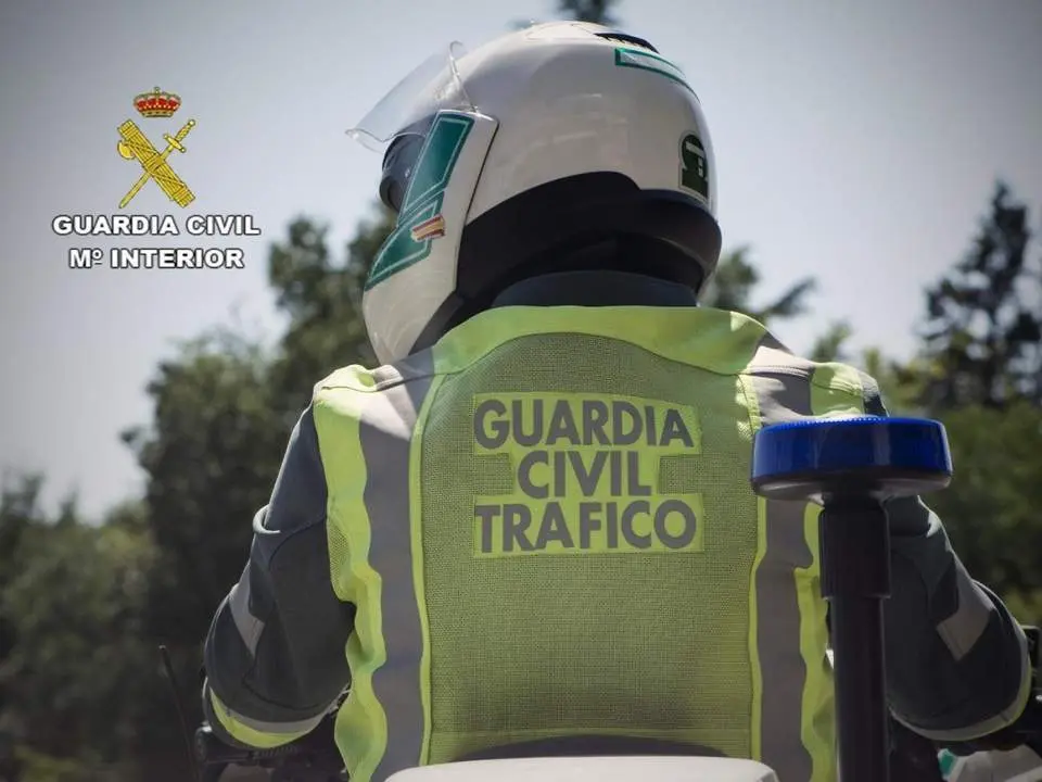 Agente de tr&aacute;fico. - EP