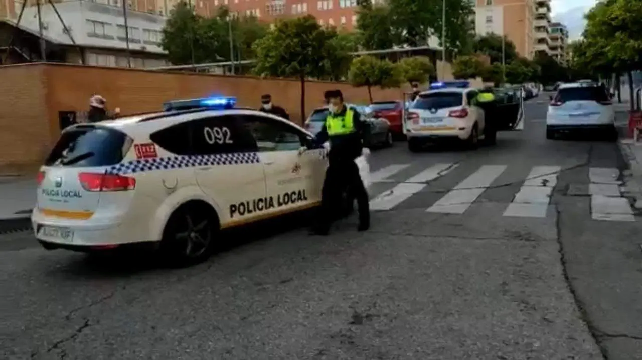 Polic&iacute;a Local de C&oacute;rdoba. - AI