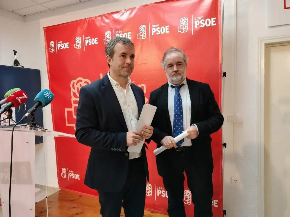 Mill&aacute;n y Lechuga tras la rueda de prensa.  - VIVA Ja&eacute;n
