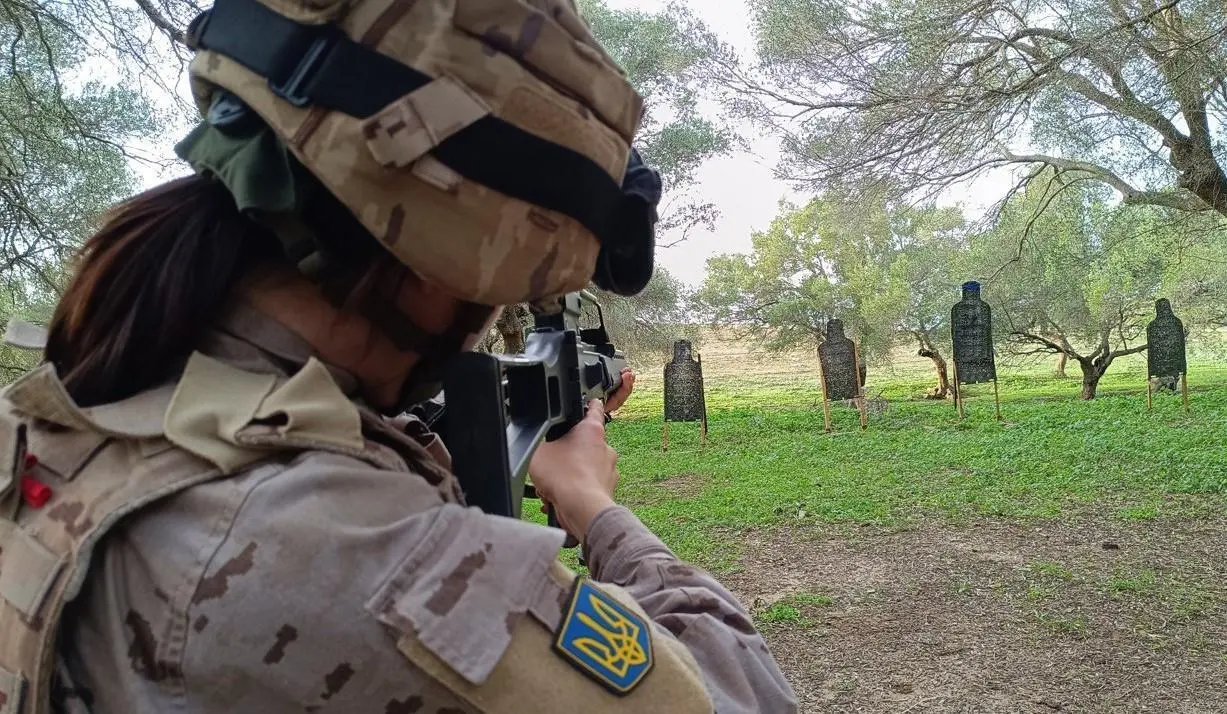 Militares ucranianos form&aacute;ndose. - Defensa