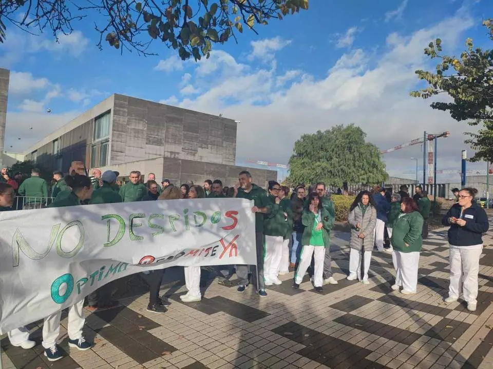 Reclaman la readmisi&oacute;n de cinco trabajadoras de la limpieza de la Universidad de M&aacute;laga