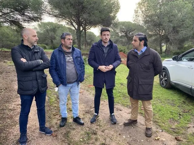 El delegado territorial de Sostenibilidad visita obras de restauraci&oacute;n - J.A.