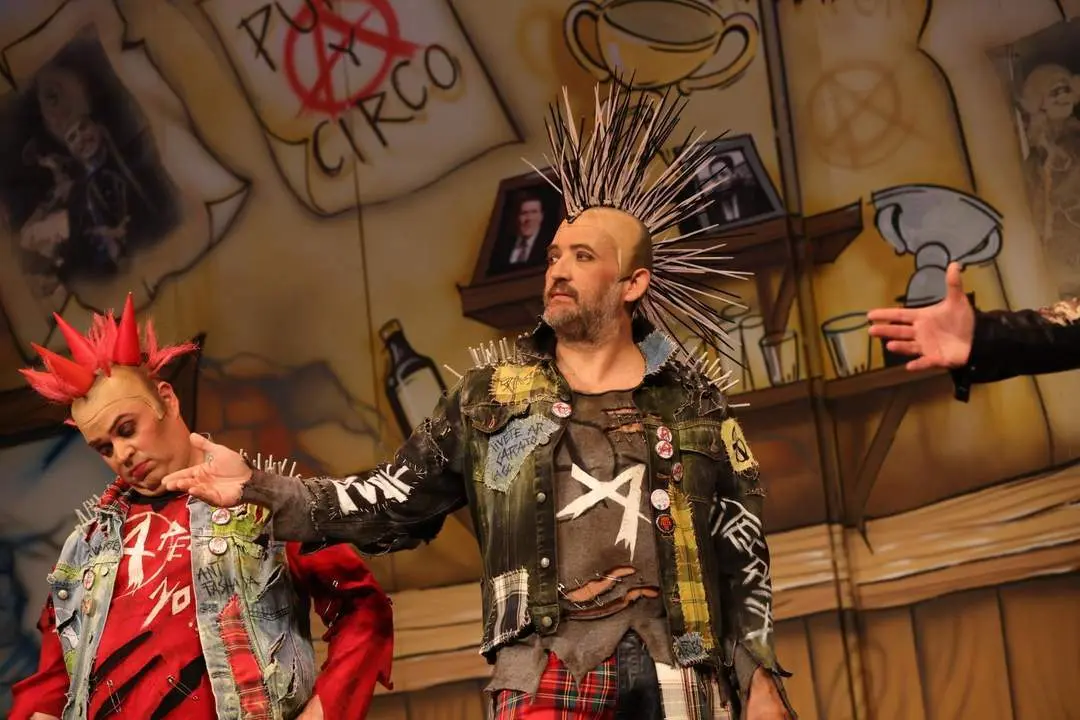Cuarteto: PUNK Y CIRCO, LA LUCHA CONTIN&Uacute;A. - Ra&uacute;l Albera