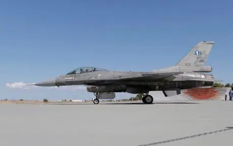 F-16. - EFE