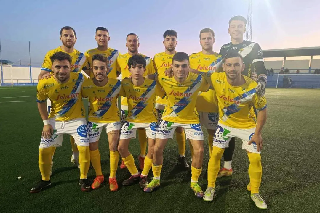 Once inicial que present&oacute; el Rayo Sanluque&ntilde;o en Guadalcac&iacute;n - RS