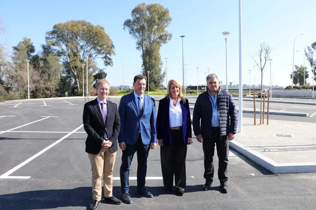Visita a la nueva zona de aparcamientos. - VH